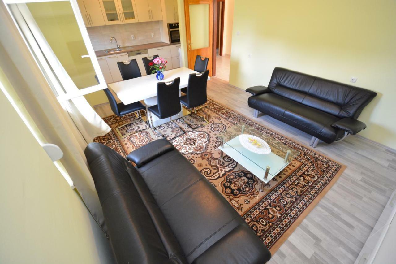Apartman Susic Apartment Policnik Exterior photo